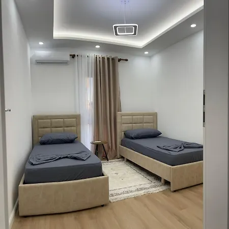 Villa Kroni 3 *